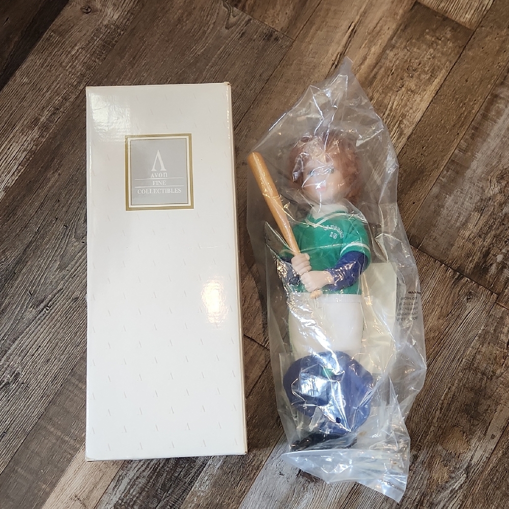 Avon Fine Collectibles Tender Memories Batter Up Porcelain Doll‎ Kathy Jeffers